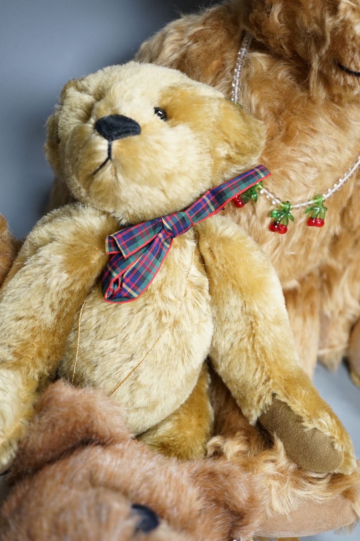 Six artist bears including Bo Bears Annabel